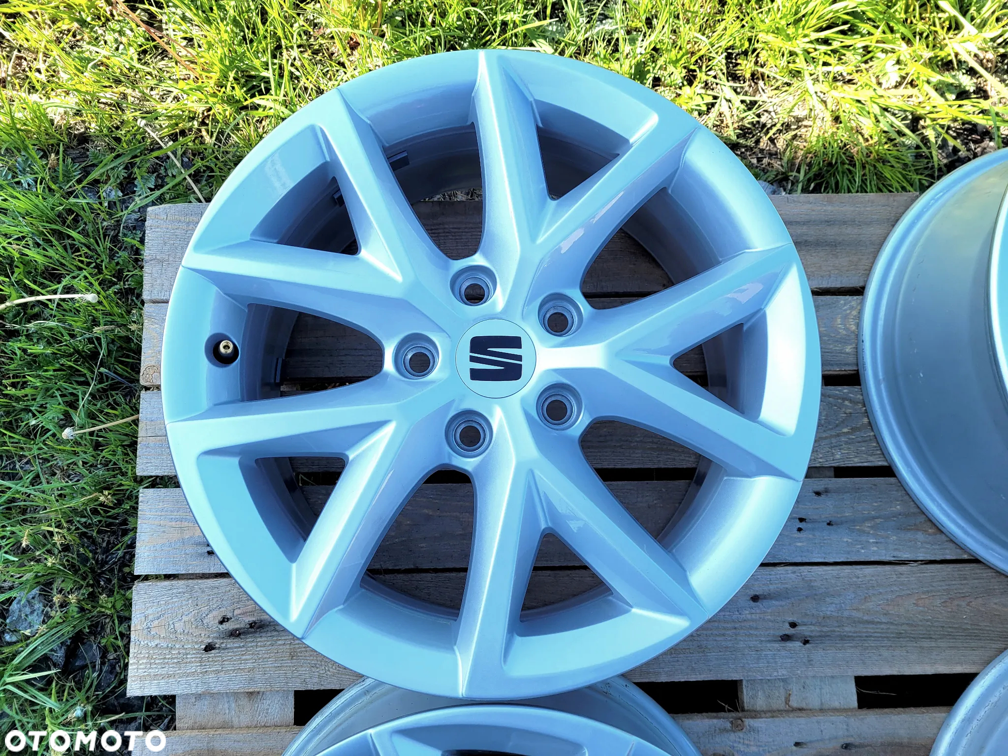 VW Audio Skoda Seat 16" 5x112x57,1 ET43 NF44 HURT 20 szt. - 4
