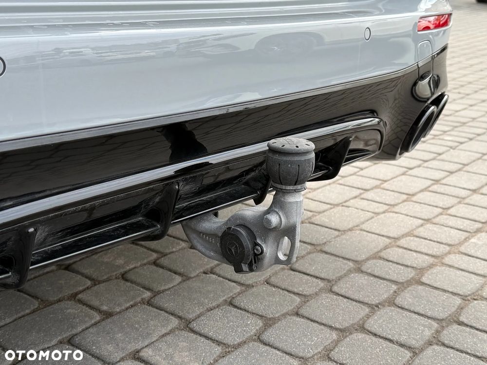 Mercedes-Benz Klasa E AMG 53 4Matic+ AMG SPEEDSHIFT TCT 9G - 20