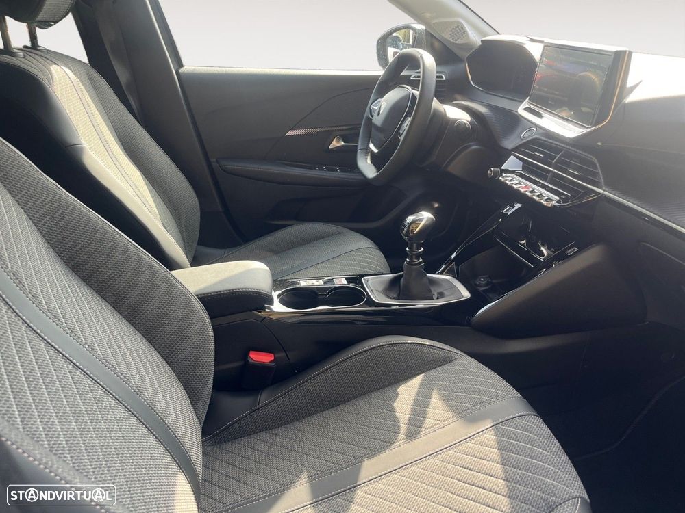 Peugeot 208 1.2 PureTech Allure - 15