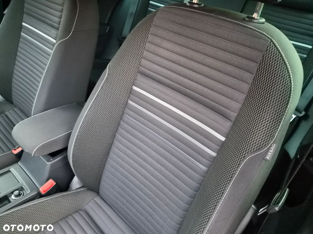 Volkswagen Golf 1.2 TSI BlueMotion Technology DSG Cup - 30