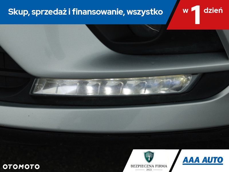 Renault Clio - 18