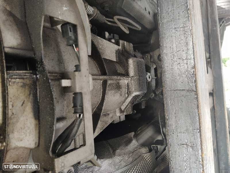 CAIXA VELOCIDADES BMW 1 2007 - 1