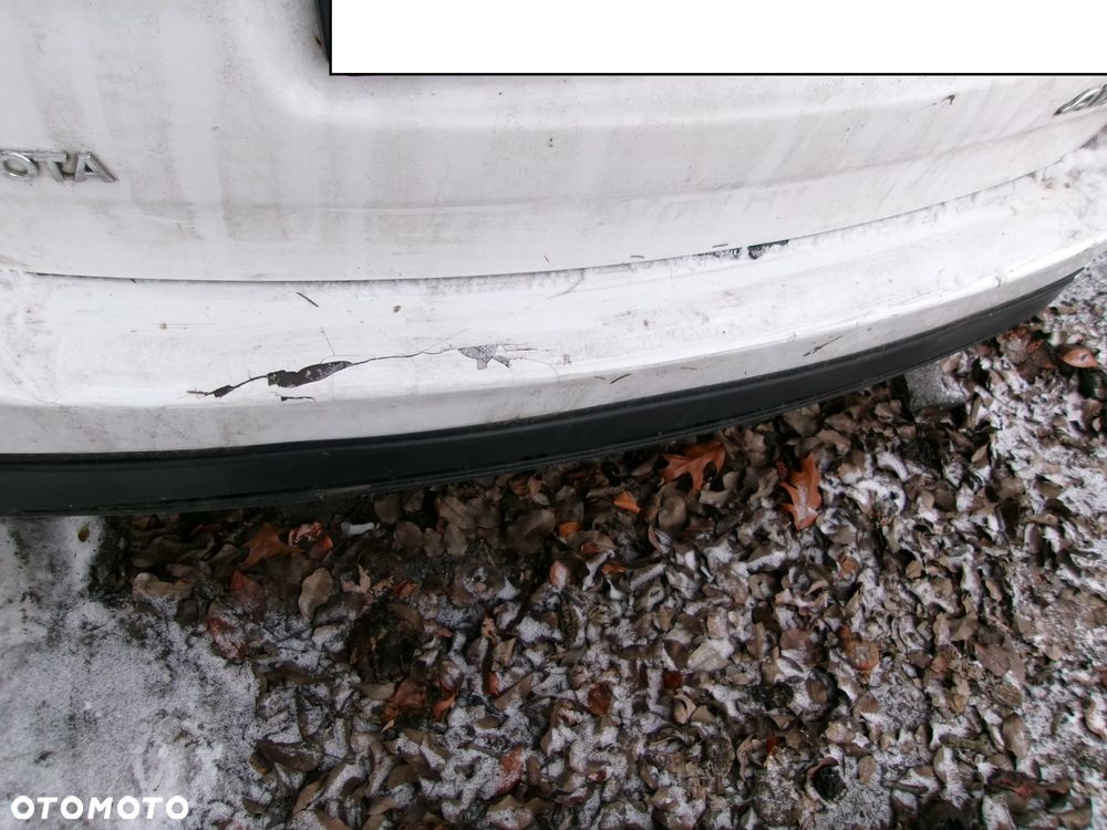 ZDERZAK TYŁ TOYOTA AURIS II  KOMBI 040 12-15 - 3