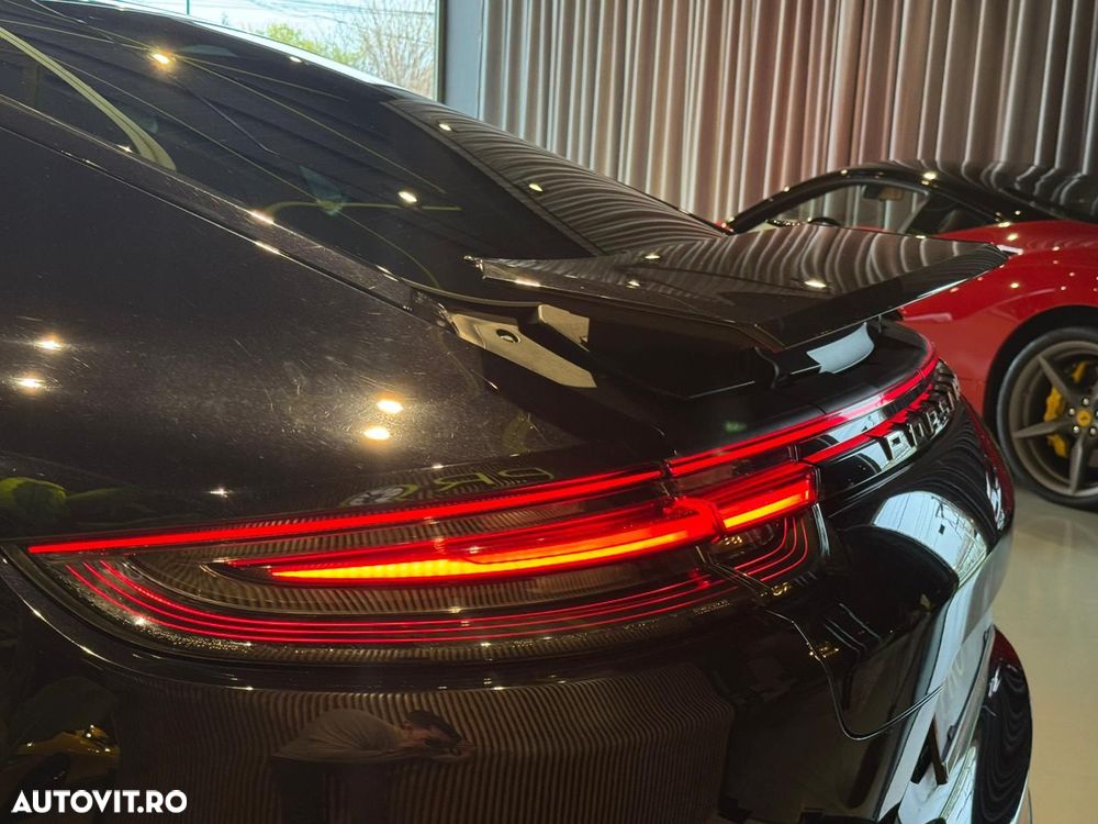 Porsche Panamera - 32