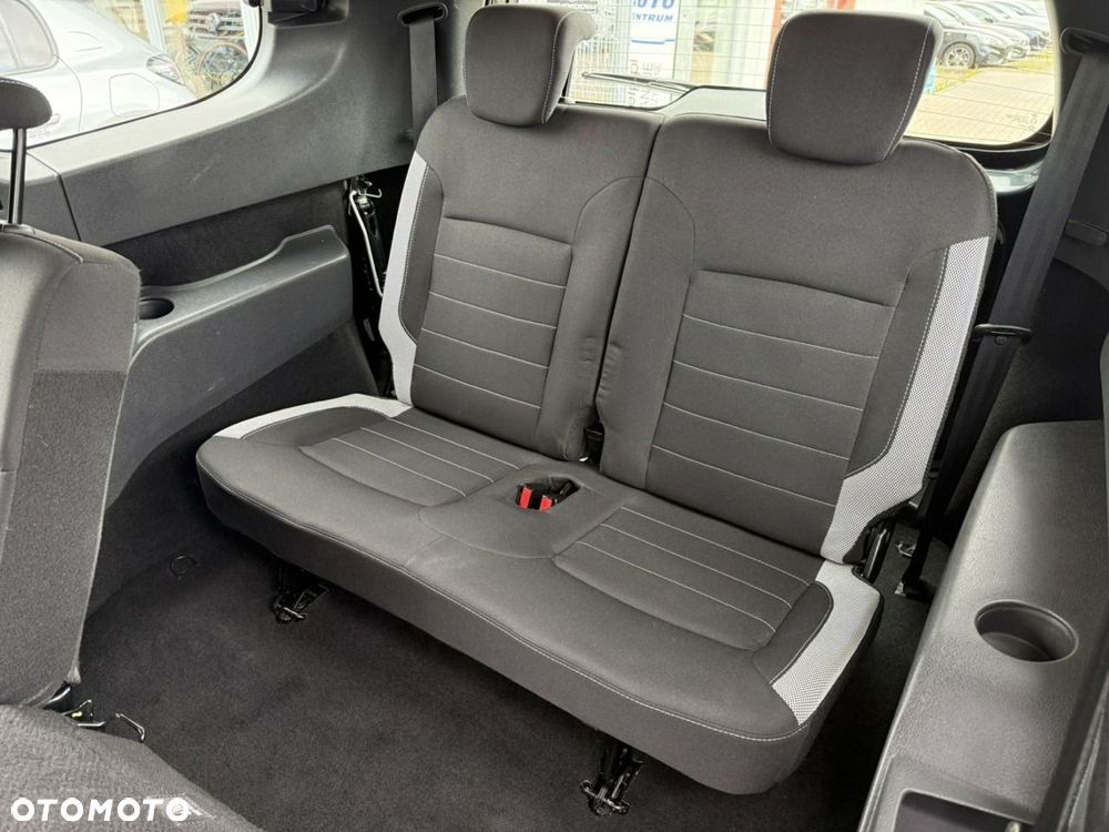 Dacia Lodgy dCi 110 Stepway - 21