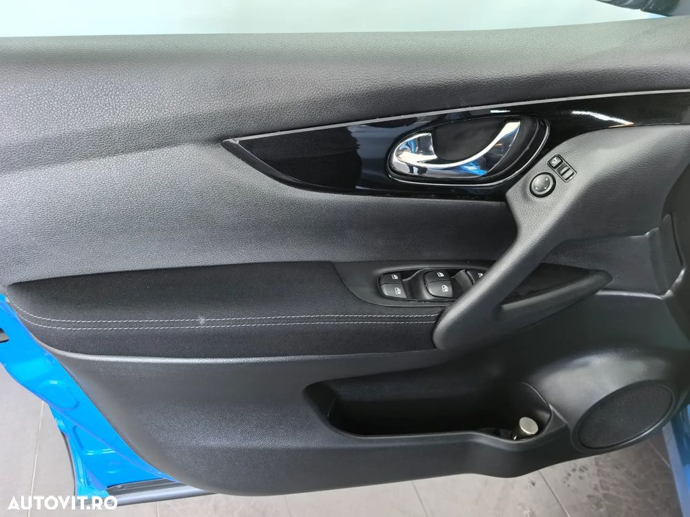 Nissan Qashqai 1.3 138CP 2WD N-Connecta - 10