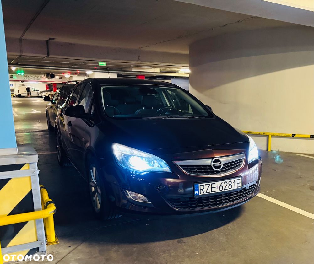 Opel Astra 1.7 CDTI Edition 150 - 11