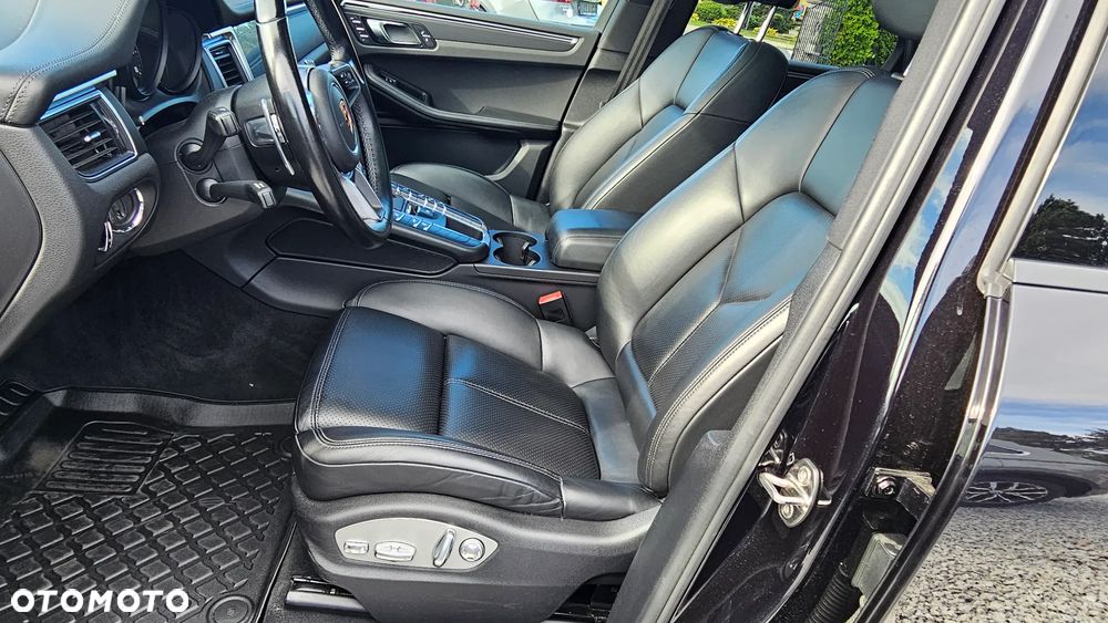 Porsche Macan Standard - 9