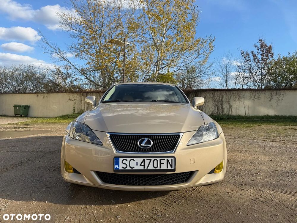 Lexus IS 220 D Prestige - 8