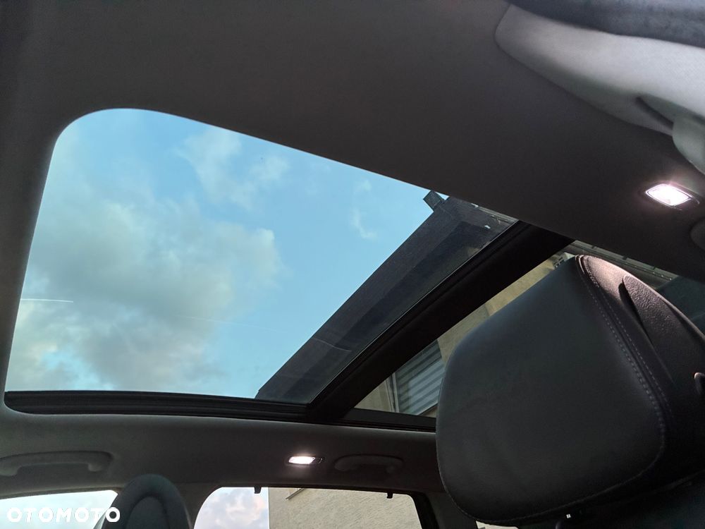 Kia Sorento - 8