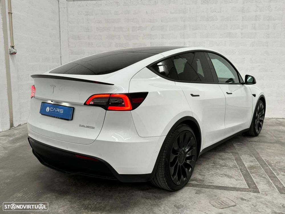 Tesla Model Y Performance Tração Integral - 11