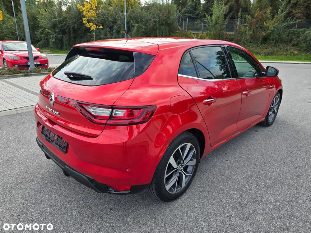 Renault Megane ENERGY TCe 130 EDC BOSE EDITION - 5