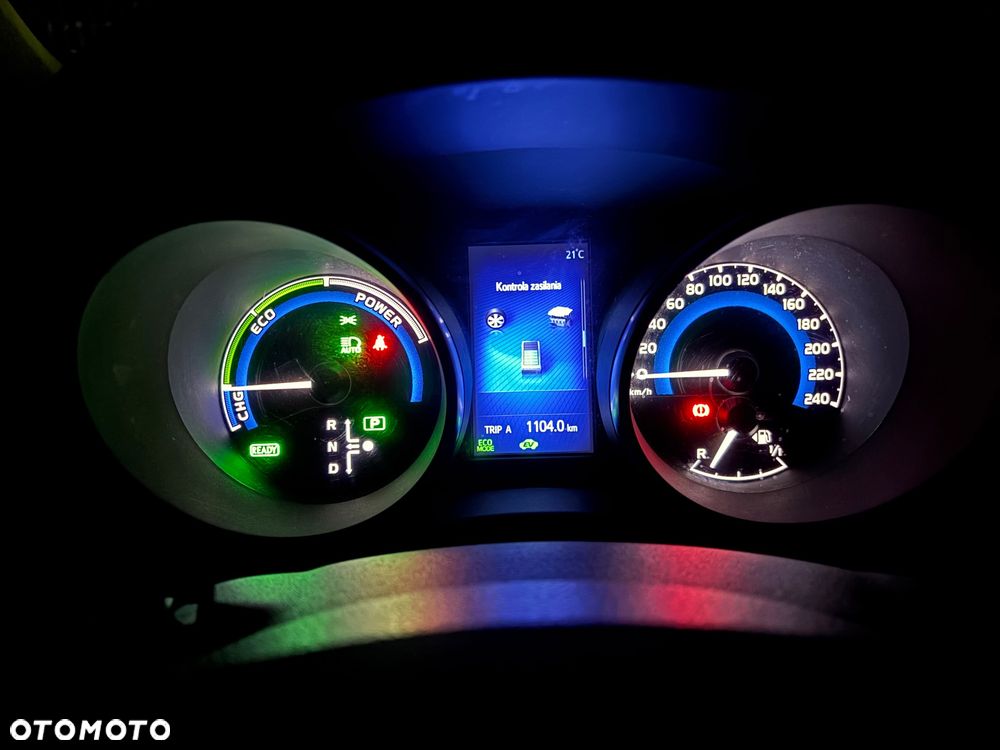 Toyota Auris 1.8 HSD Sol - 9