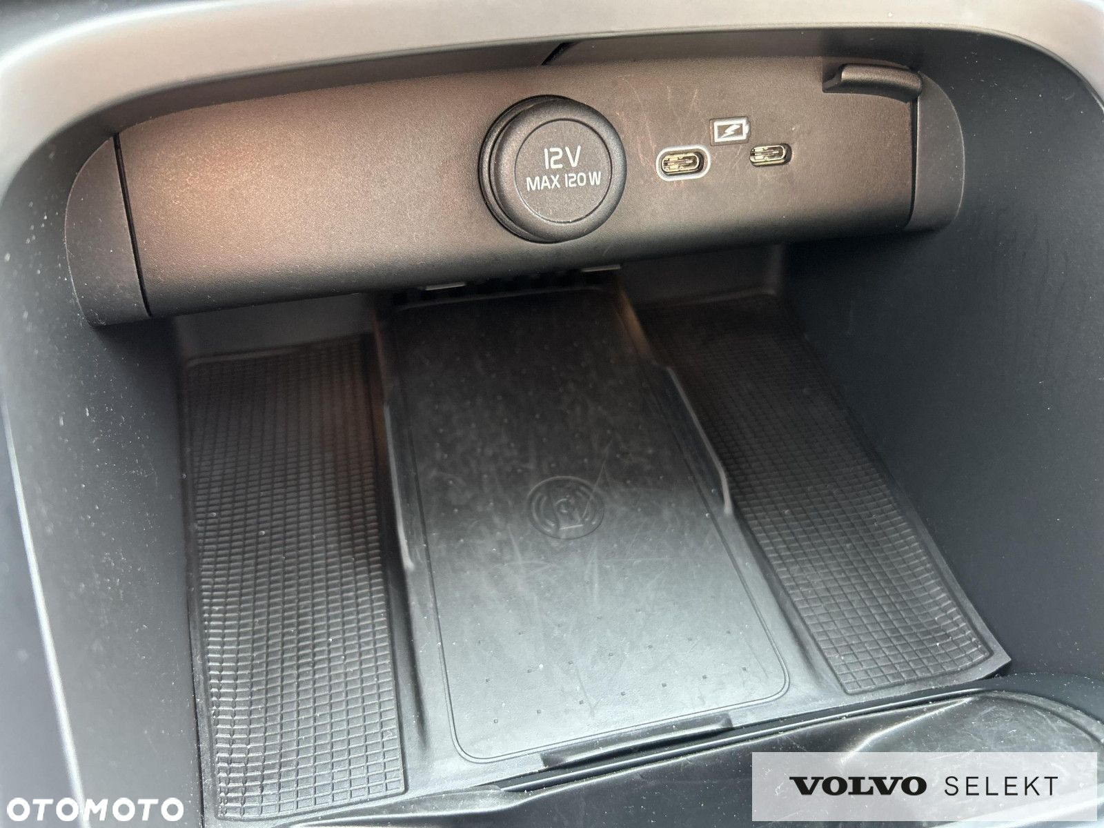 Volvo XC 40 - 26
