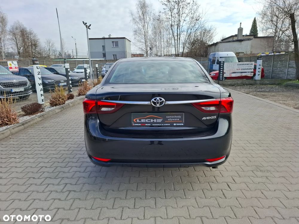 Toyota Avensis - 30