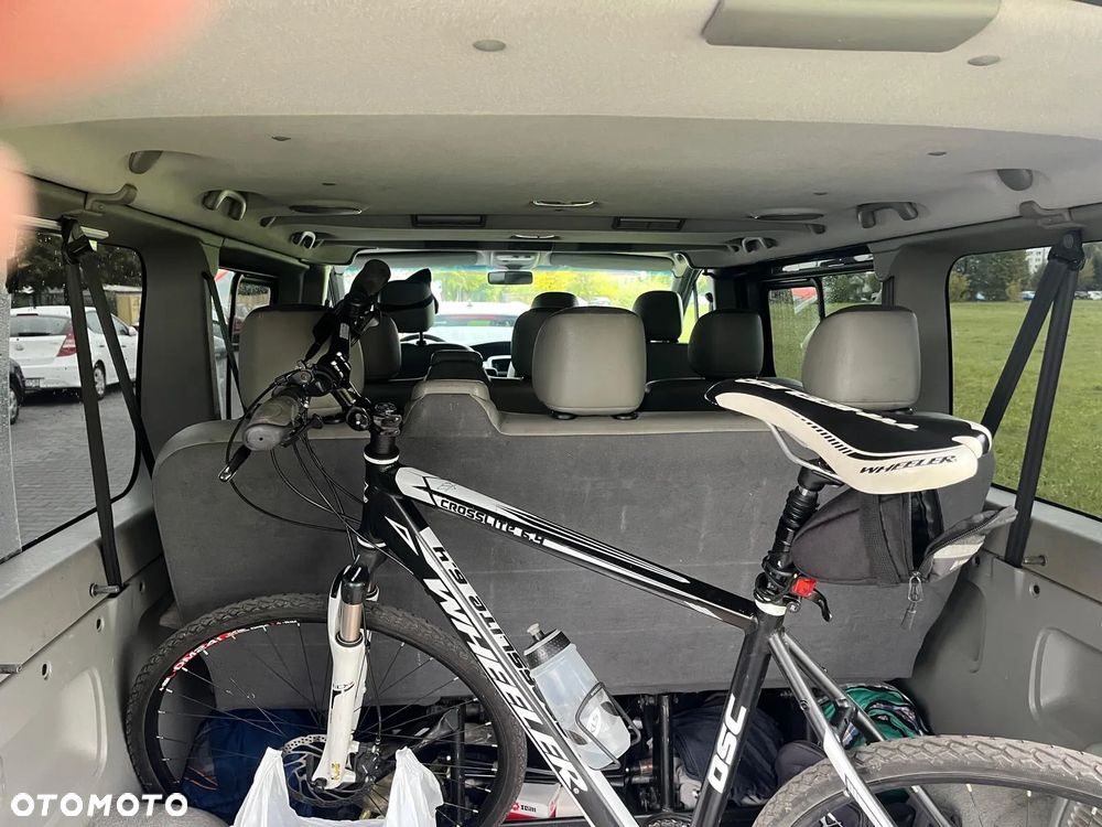 Opel Vivaro - 10