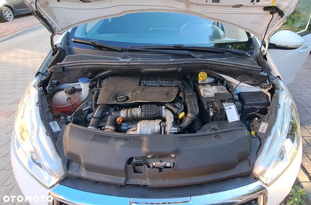 Peugeot 208 Blue-HDi 100 Stop&Start Active - 16