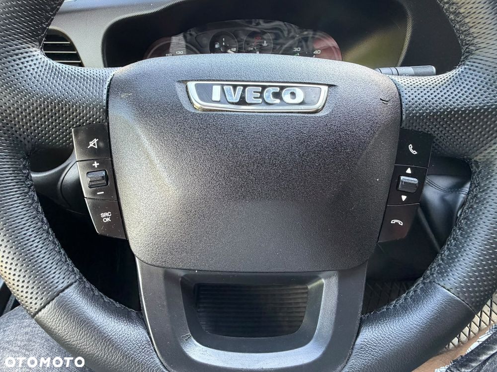 Iveco Daily 35C13 Kontener 8 Palet z windą Kontener meblowy - 13