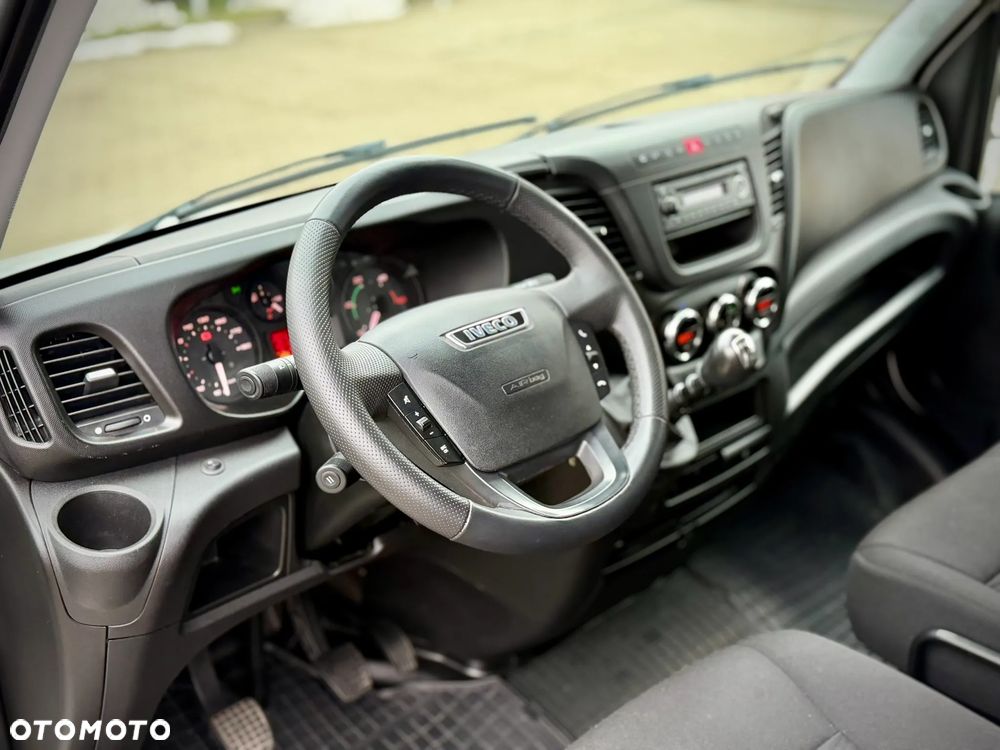 Iveco 35S17 - 16