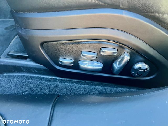 Porsche Panamera - 17