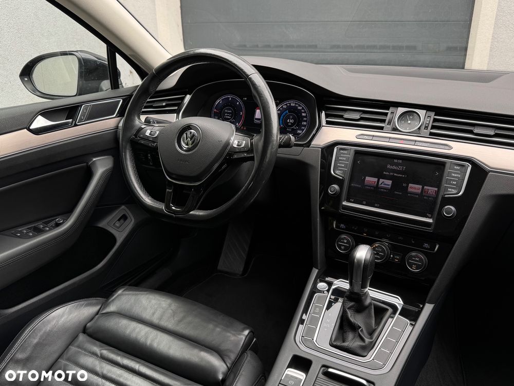 Volkswagen Passat 2.0 TDI (BlueMotion Technology) DSG Highline - 22
