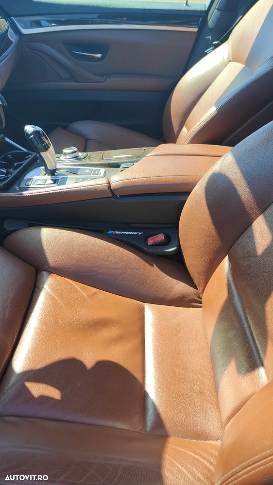 BMW Seria 5 525d xDrive Touring - 22