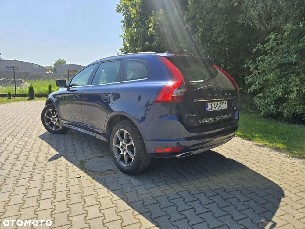 Volvo XC 60 D4 Drive-E Ocean Race - 15