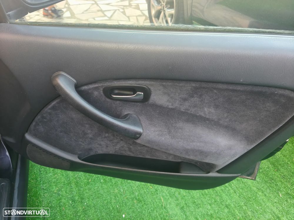 Honda Civic 1.5i LS - 15