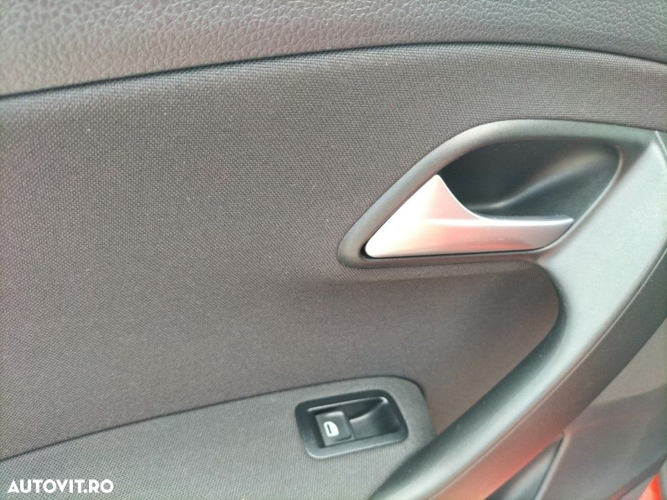 Volkswagen Polo - 23