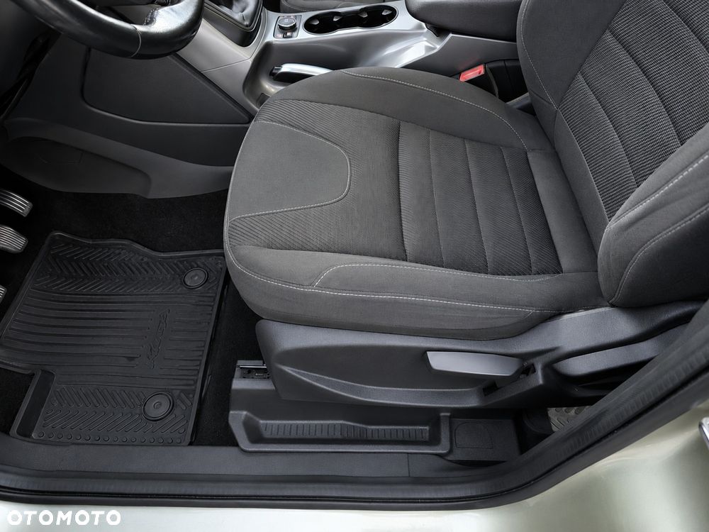 Ford Kuga - 7