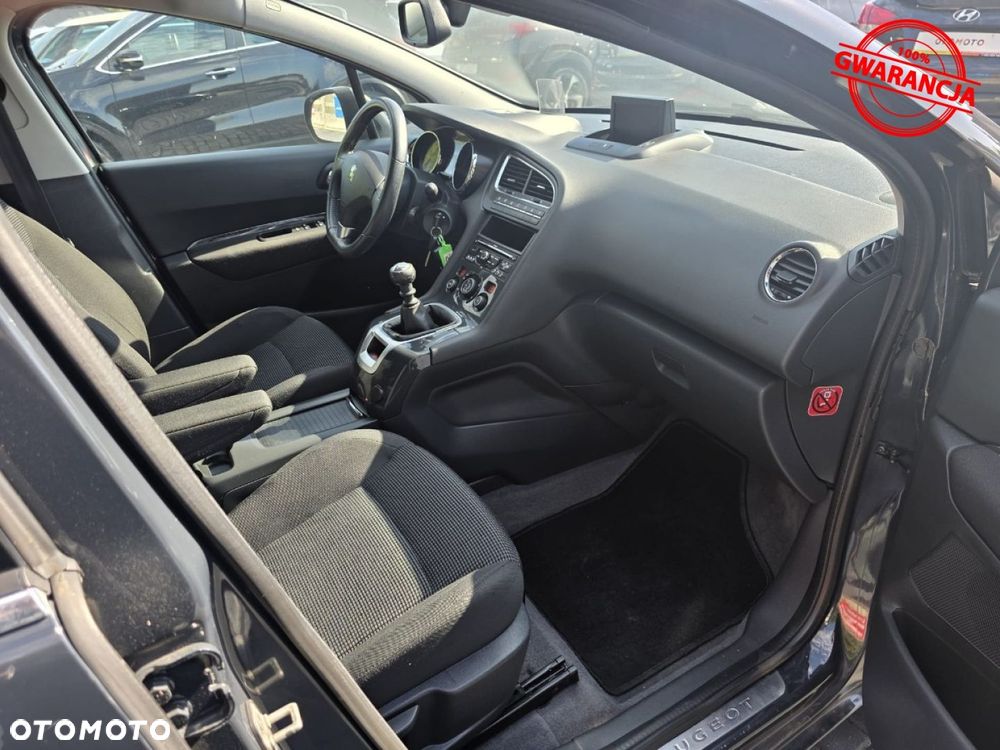 Peugeot 5008 - 22