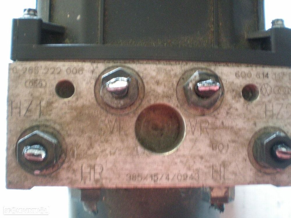 Abs 6Q0614117E 0265222006 SEAT IBIZA SEAT IBIZA III (6L) FASE 1 2003 1.9SDI 8V 65CV 3P CINZA ESVERDEADO - 3