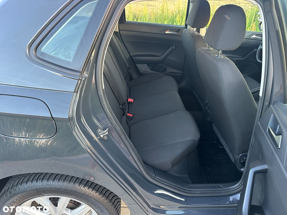 Volkswagen Polo - 19