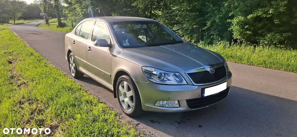Skoda Octavia 1.9 TDI Ambiente DSG - 2