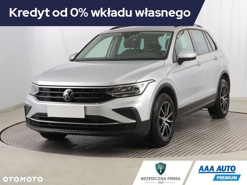 Volkswagen Tiguan - 2