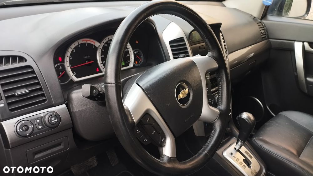 Chevrolet Captiva 2.0 4WD 7 Sitzer Automatik LT Exclusive - 36