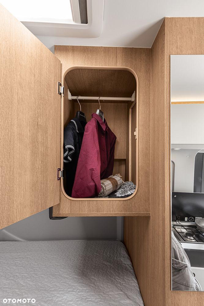 Giottiline LIMITOWANY GIOTTIVAN 60FT RAPIDO gr. SOLARY 300W / LIFEPO4 150AH / HAK / PLATFORMA NA ROWERY / WENTYLATOR DACHOWY FORD TRANSIT - 23