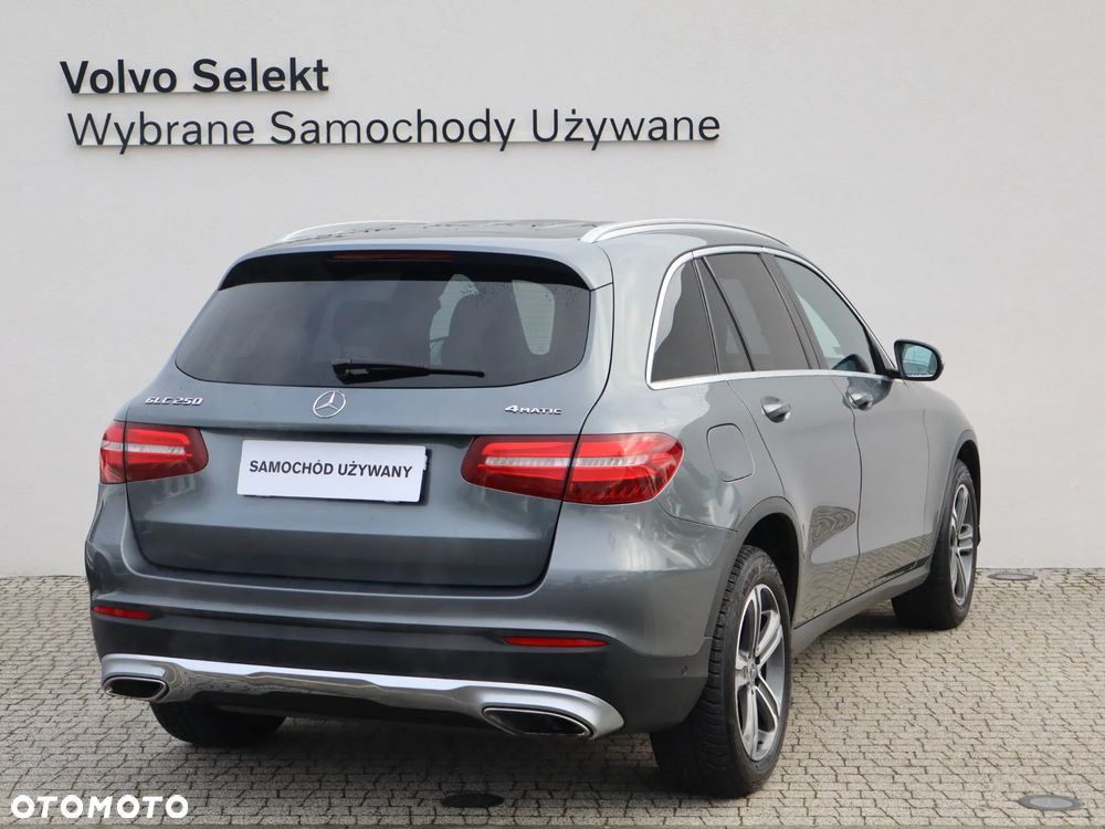 Mercedes-Benz GLC 250 4-Matic - 6