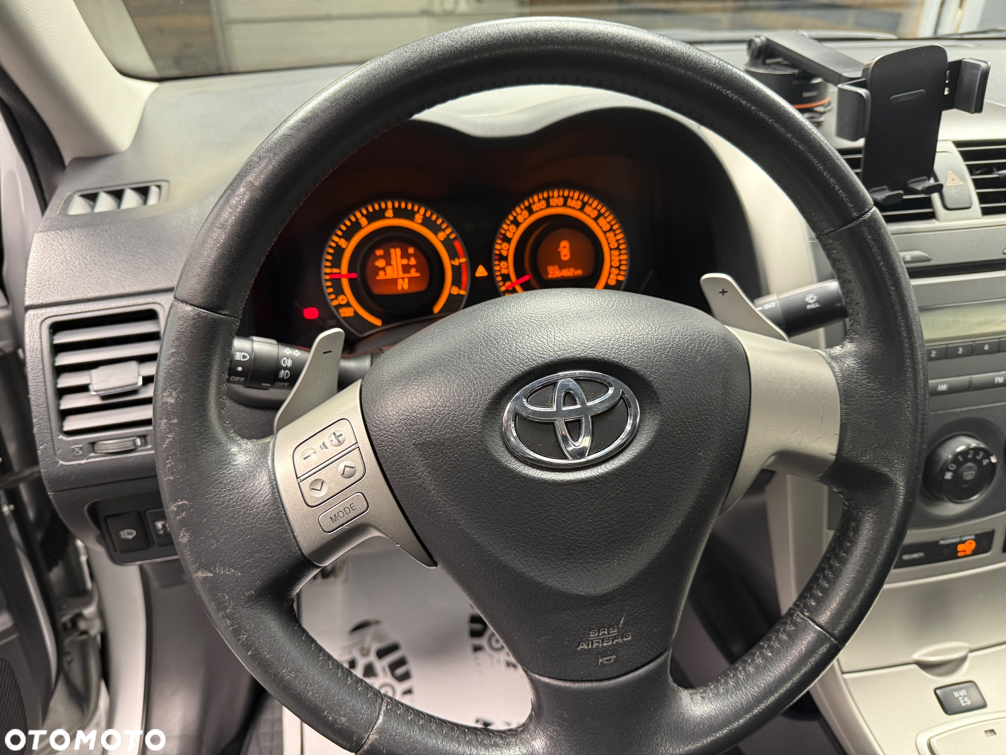 Toyota Corolla - 17