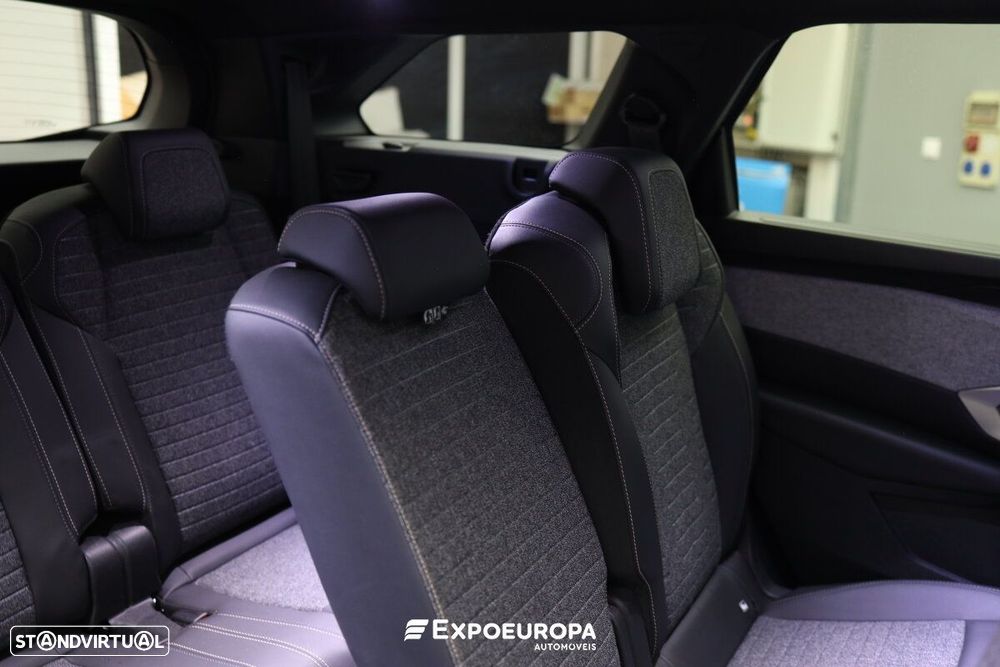 Peugeot 5008 Hybrid 145 e-DSC6 Allure - 30