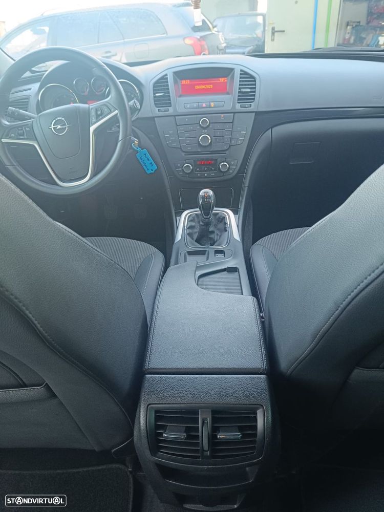 Opel Insignia Sports Tourer 2.0 CDTi Cosmo ecoFLEX - 8