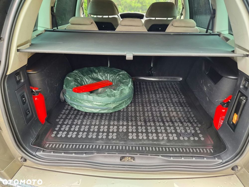 Citroën C4 Grand Picasso 2.0 HDi Equilibre Exclusive - 16