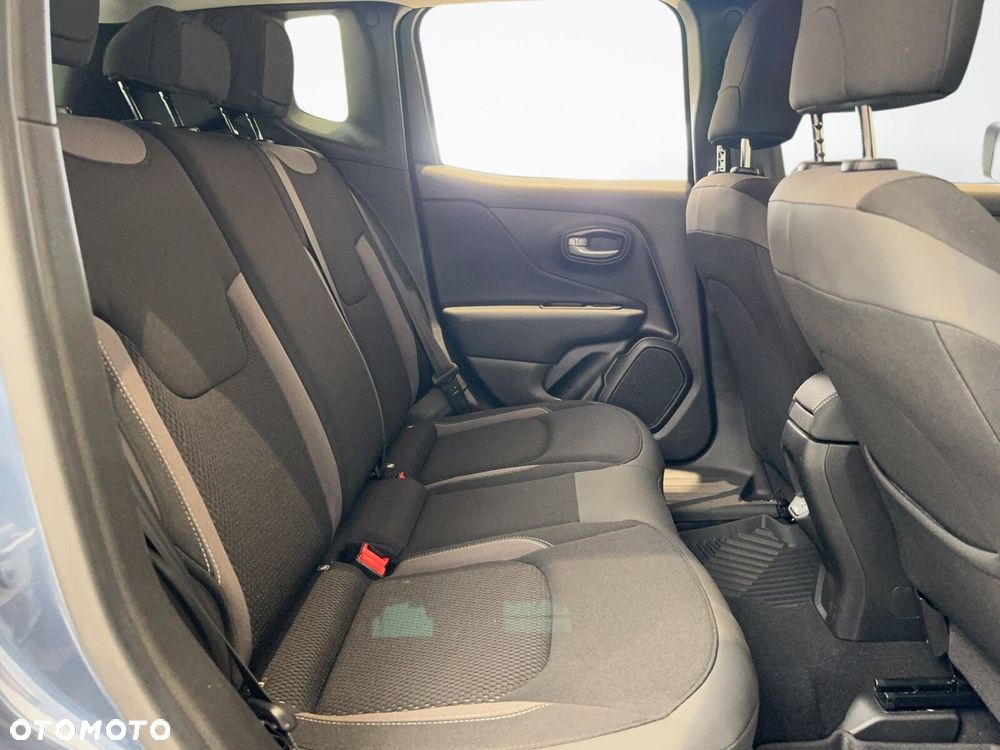 Jeep Renegade - 15