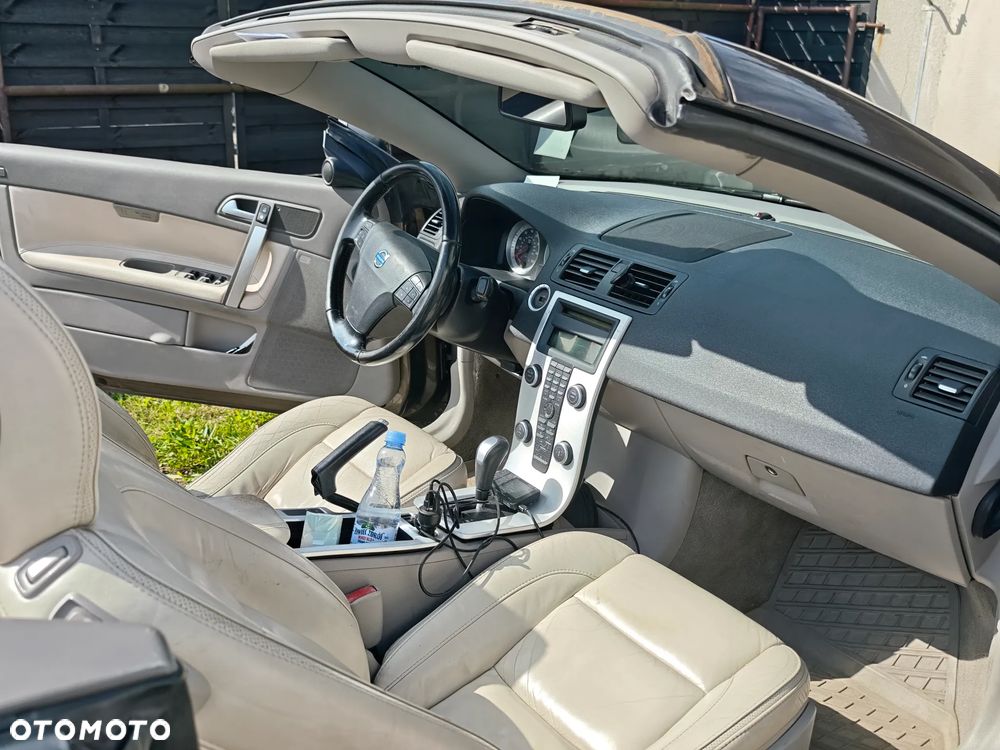 Volvo C70 T5 Momentum - 12