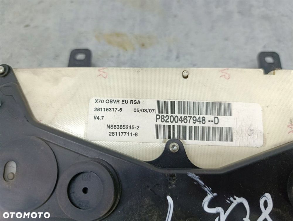 LICZNIK RENAULT MASTER II FL 8200467948-D 2.5 DCI - 7