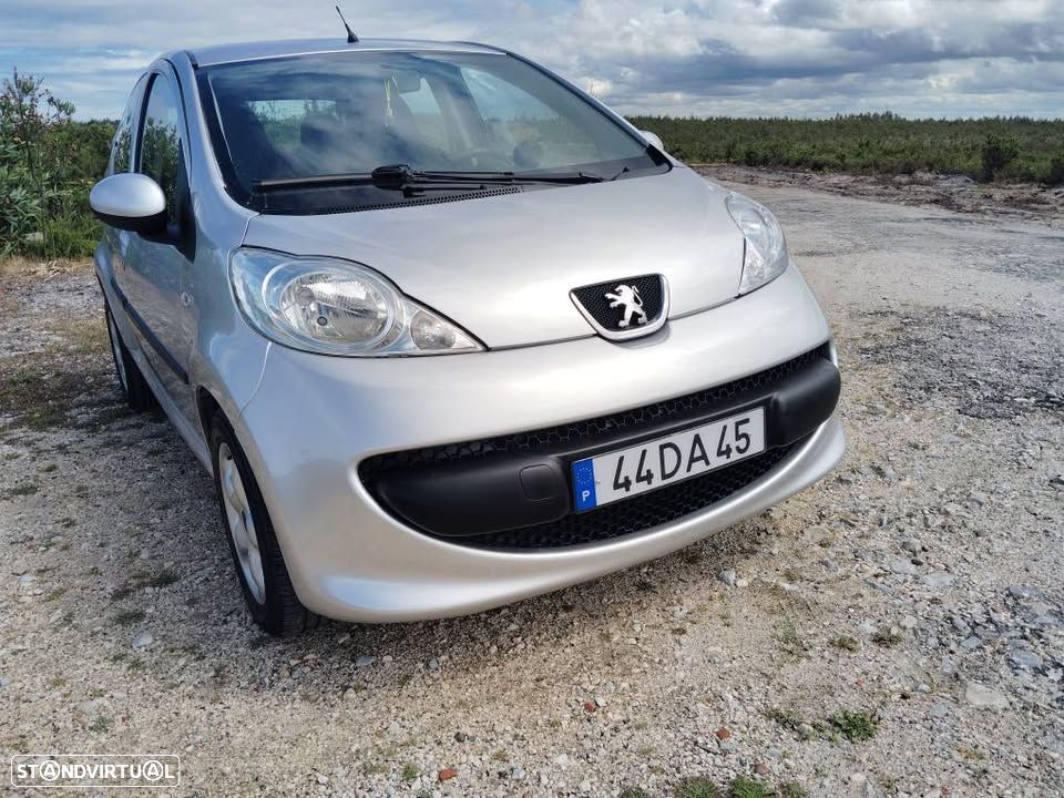 Peugeot 107 1.0 Urban - 3