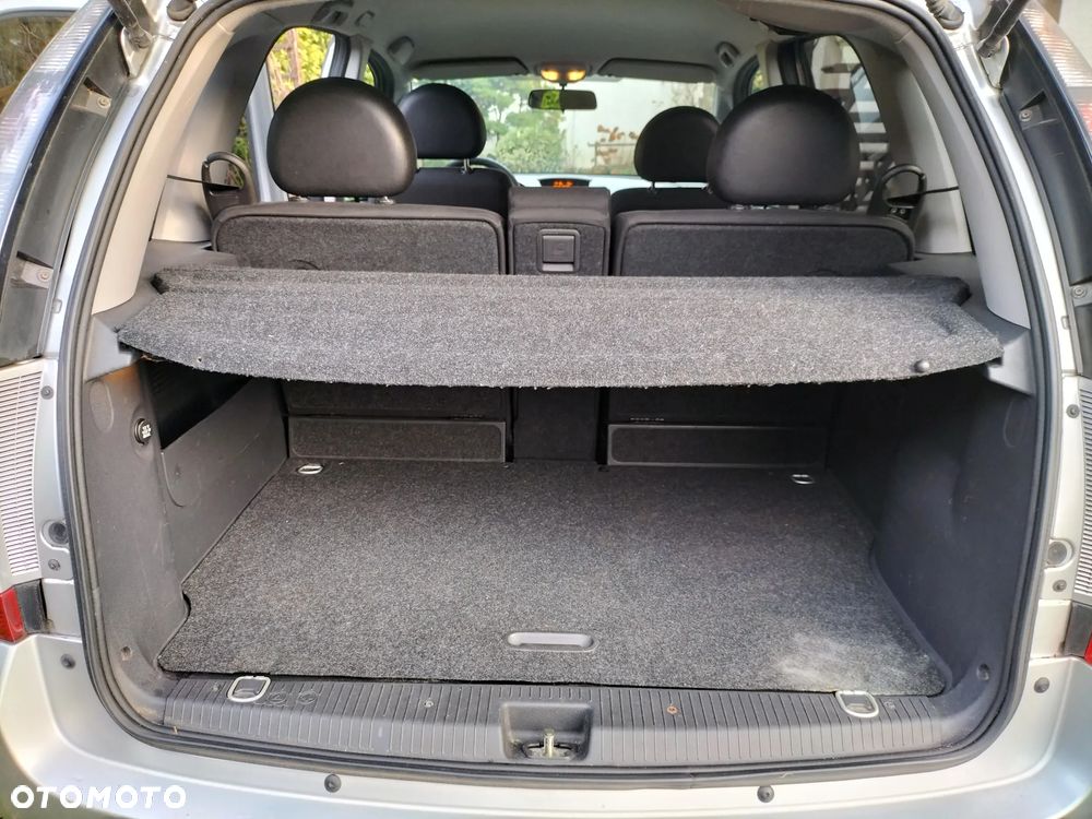 Opel Meriva 1.4 - 9