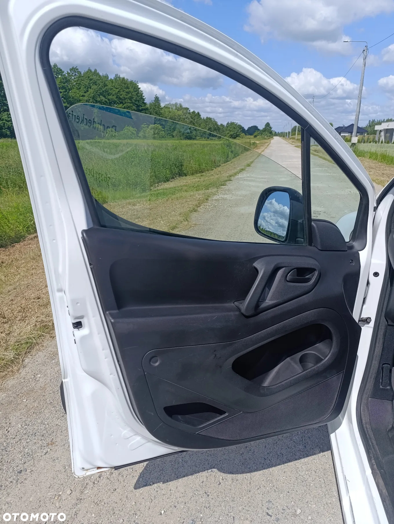 Citroën BERLINGO - 11