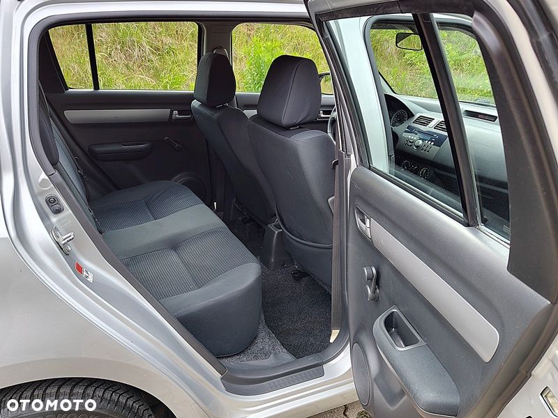 Suzuki Swift 1.3 GLX / Comfort - 10