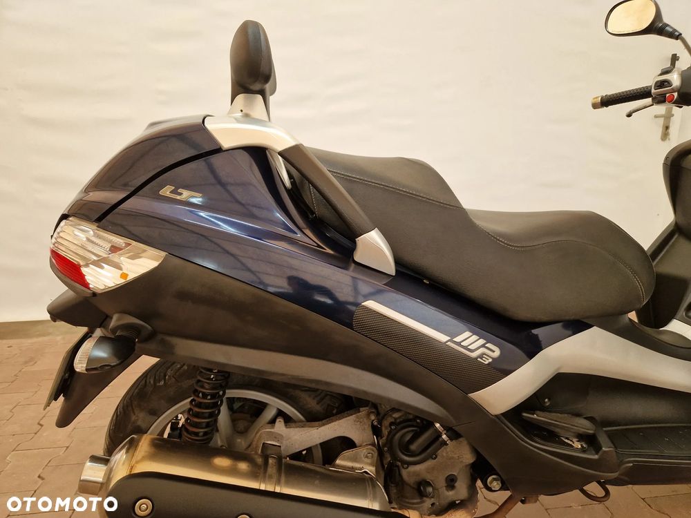 Piaggio MP-3 - 27